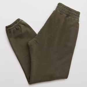aerie OFFLINE Throw- Back Fleece Joggers. Color Olive. Size Small.